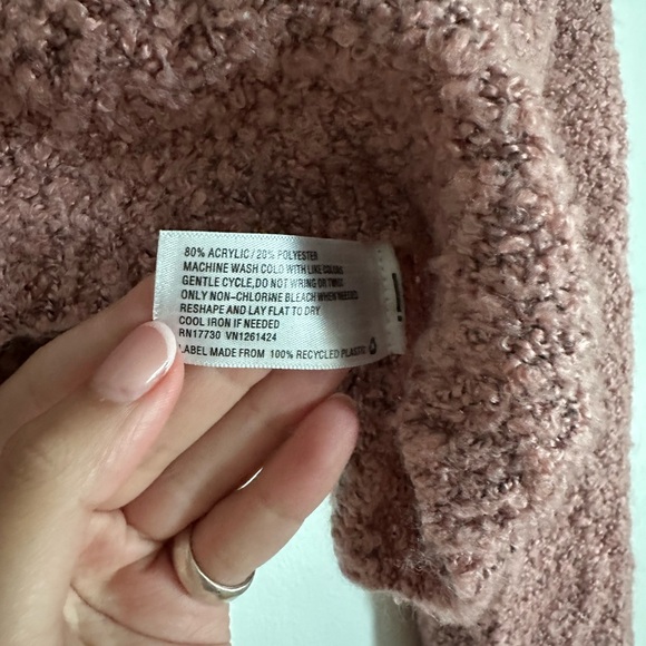 Pink knit Cropped Sweater - Picture 4 of 4